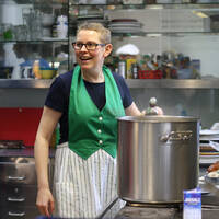 0076 – 17 Uhr, Suppenküche, Foto Paulina Shiva Carl